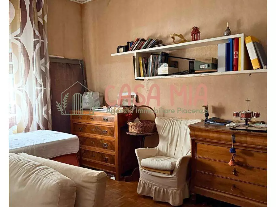 Immagine 18 di Appartamento in vendita  in Via Feliziani a Piacenza