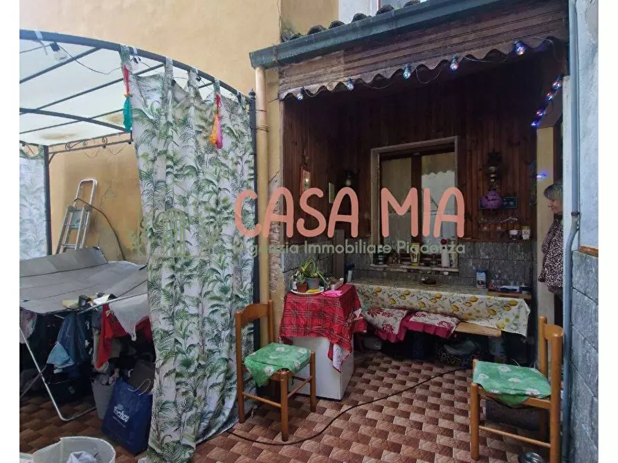 Immagine 9 di Casa semindipendente in vendita  in VIA ROMA a Agazzano