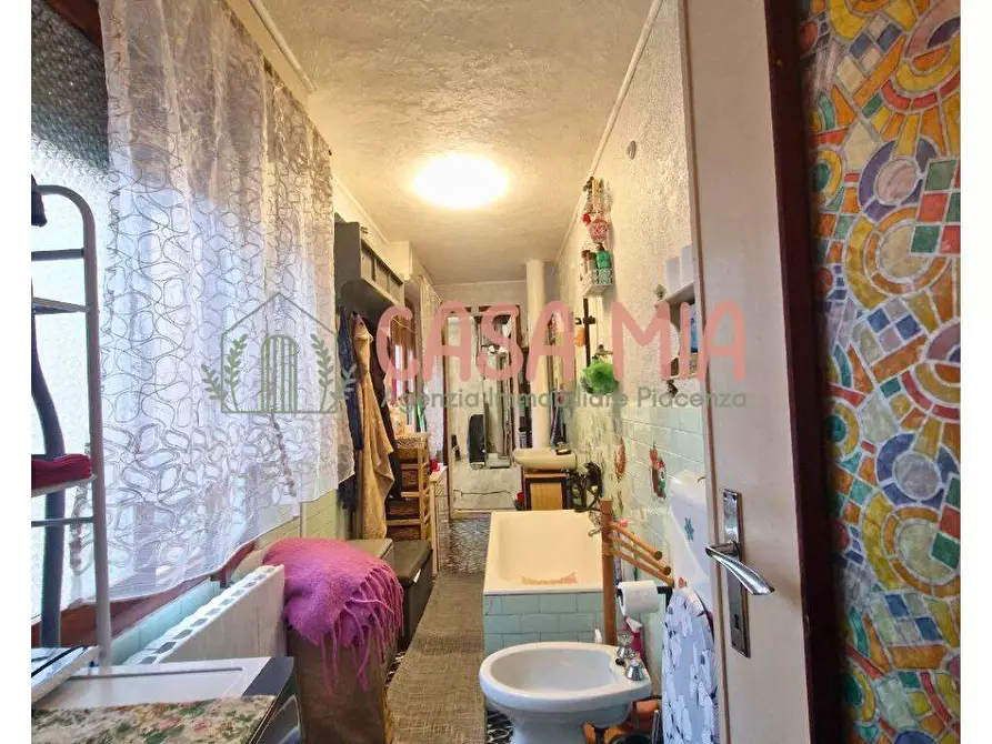 Immagine 19 di Casa semindipendente in vendita  in VIA ROMA a Agazzano