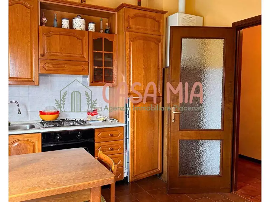 Immagine 7 di Appartamento in vendita  in Via libertà a Agazzano