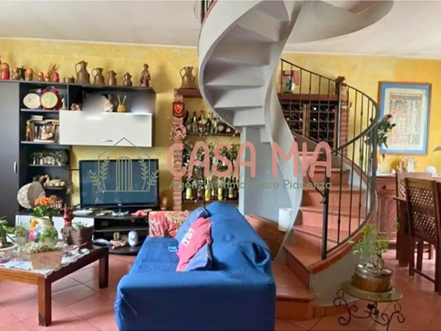 Immagine 6 di Villetta a schiera in vendita  in via caselle a Agazzano