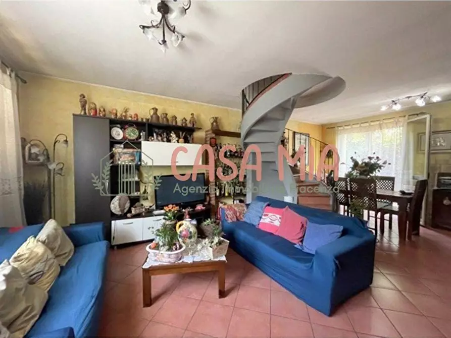 Immagine 7 di Villetta a schiera in vendita  in via caselle a Agazzano