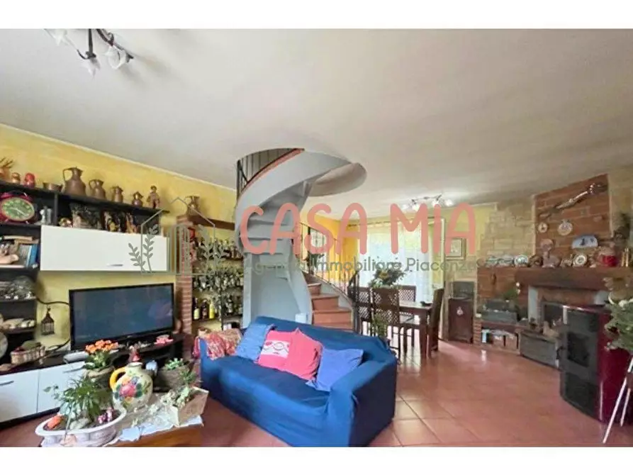 Immagine 8 di Villetta a schiera in vendita  in via caselle a Agazzano