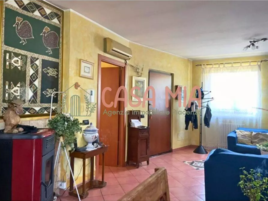 Immagine 10 di Villetta a schiera in vendita  in via caselle a Agazzano