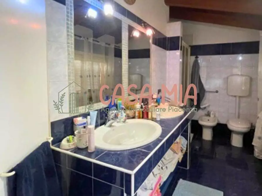 Immagine 16 di Villetta a schiera in vendita  in via caselle a Agazzano