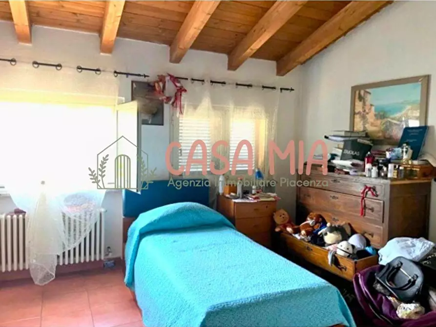 Immagine 17 di Villetta a schiera in vendita  in via caselle a Agazzano