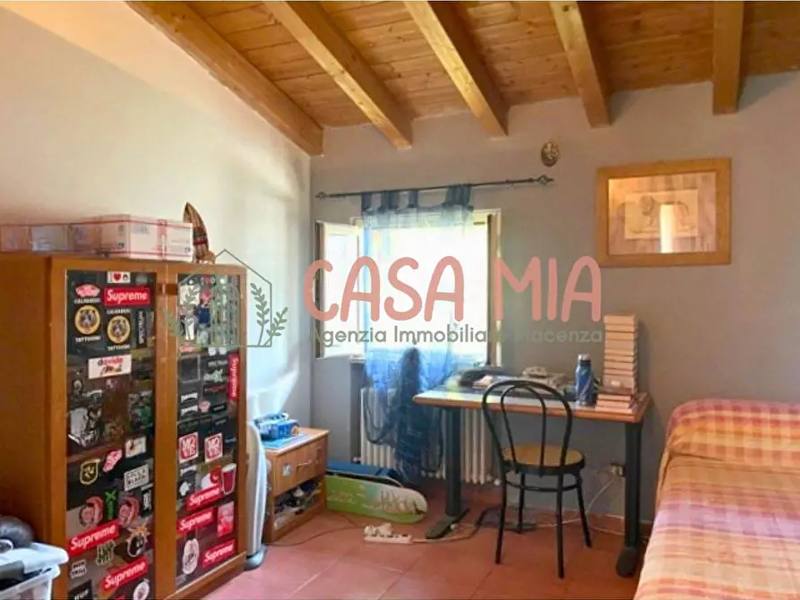 Immagine 19 di Villetta a schiera in vendita  in via caselle a Agazzano