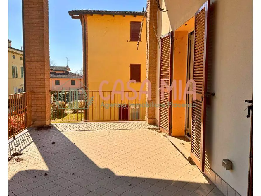 Immagine 8 di Appartamento in vendita  in via donizzetti a Agazzano