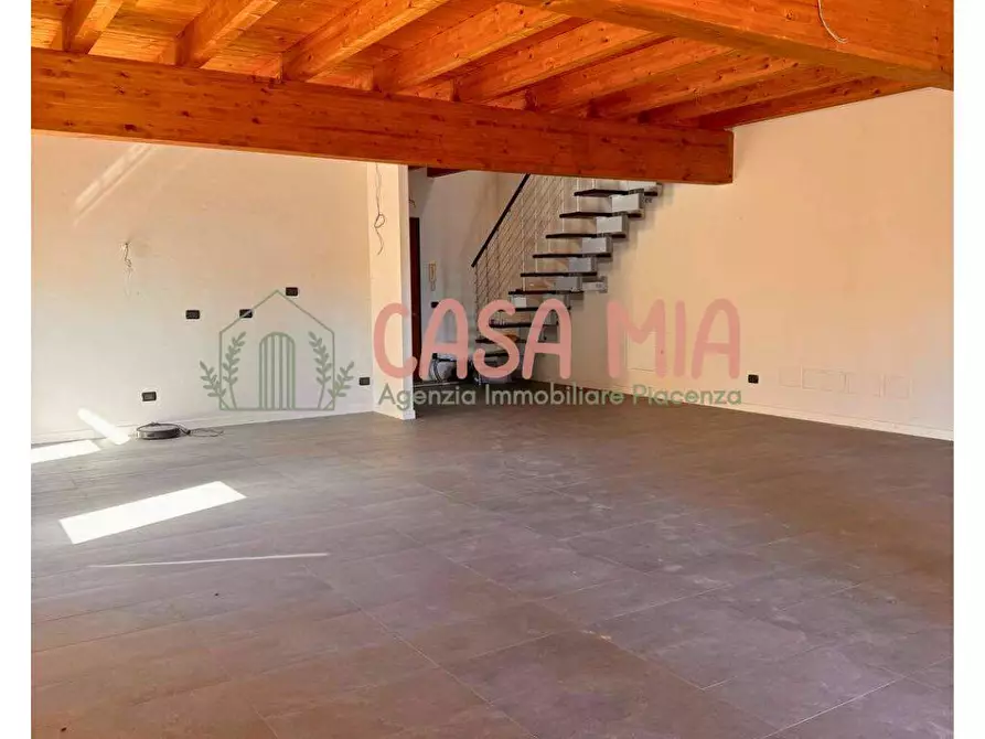 Immagine 14 di Appartamento in vendita  in via donizzetti a Agazzano