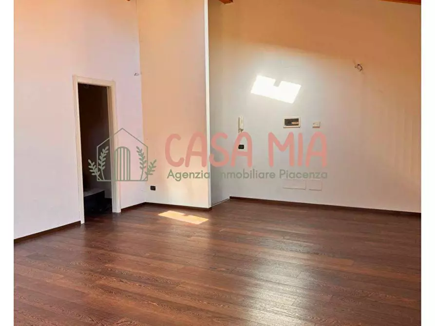 Immagine 16 di Appartamento in vendita  in via donizzetti a Agazzano