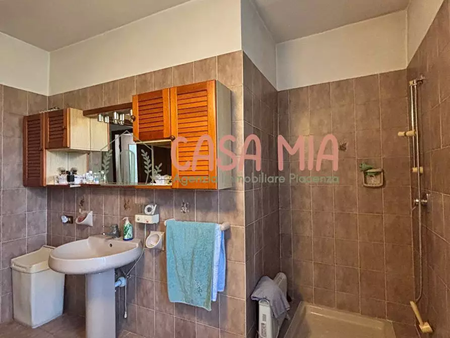 Immagine 38 di Villa in vendita  in Località travazzano a Carpaneto Piacentino