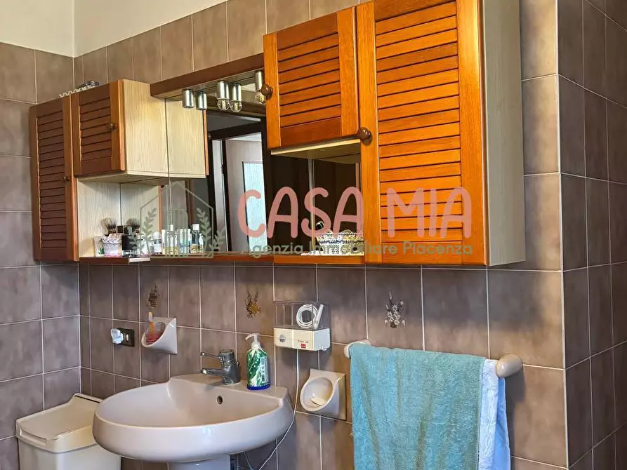 Immagine 39 di Villa in vendita  in Località travazzano a Carpaneto Piacentino