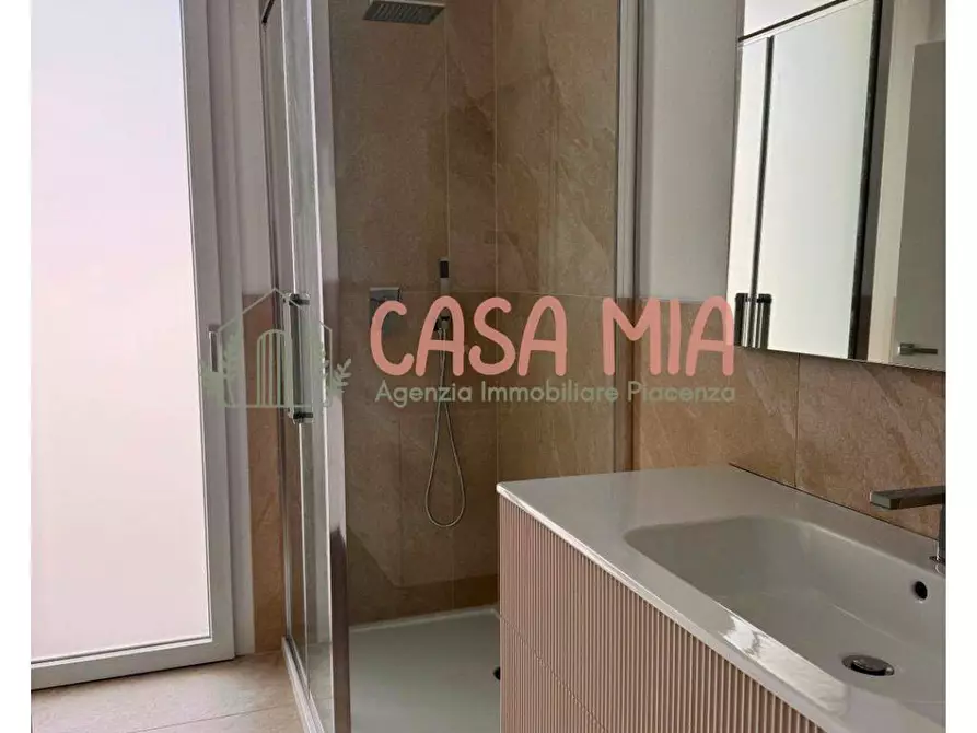 Immagine 21 di Appartamento in vendita  in via 4 novembre a Agazzano