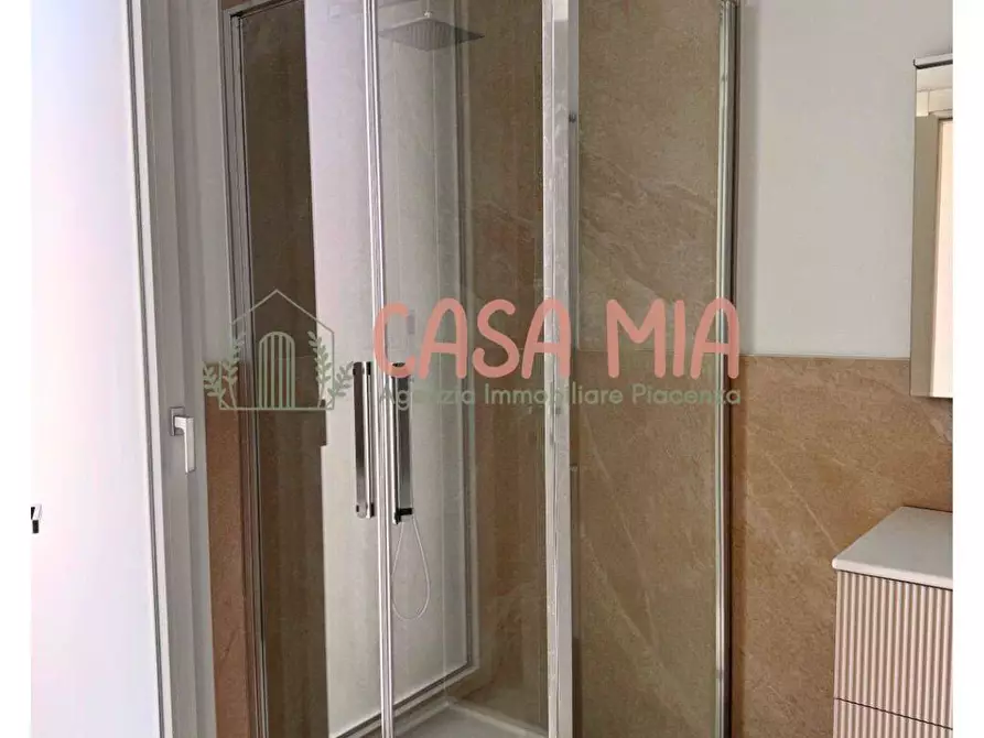 Immagine 26 di Appartamento in vendita  in via 4 novembre a Agazzano