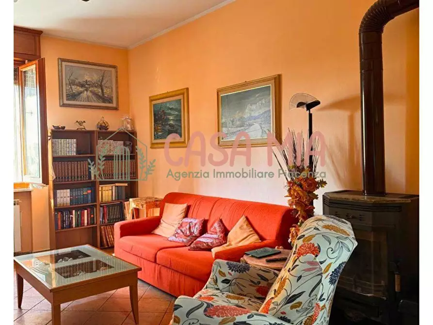 Immagine 16 di Villa in vendita  in Incrociata a Agazzano