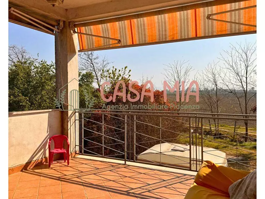 Immagine 27 di Villa in vendita  in Incrociata a Agazzano