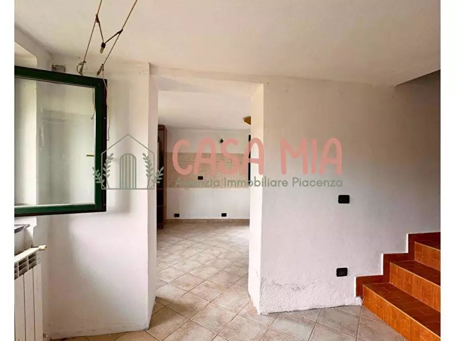 Immagine 2 di Casa indipendente in vendita  in Via Castello a Agazzano