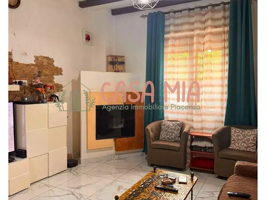 Immagine 6 di Villa in vendita  in Via Leonardo Da Vinci a Castel San Giovanni