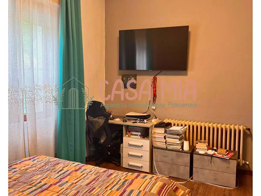 Immagine 23 di Villa in vendita  in Via Leonardo Da Vinci a Castel San Giovanni