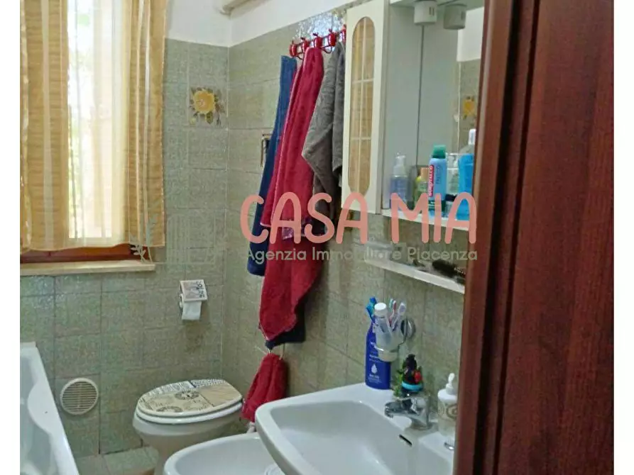 Immagine 27 di Villa in vendita  in Via Leonardo Da Vinci a Castel San Giovanni