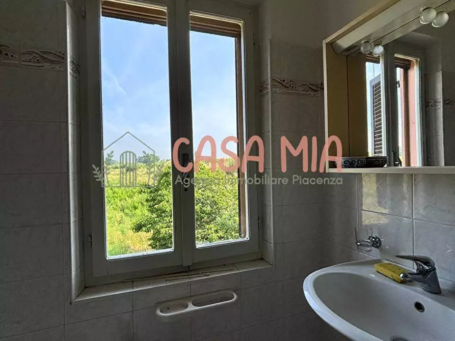 Immagine 39 di Casa indipendente in vendita  in Località stradone a Agazzano