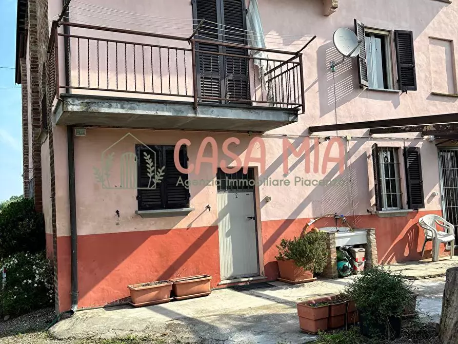 Immagine 4 di Casa indipendente in vendita  in Località stradone a Agazzano