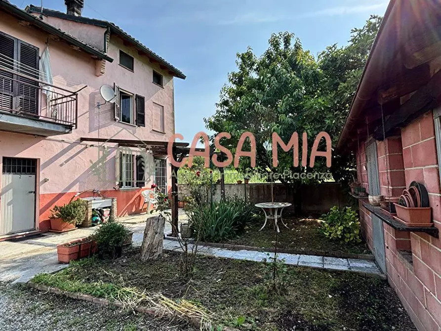 Immagine 56 di Casa indipendente in vendita  in Località stradone a Agazzano