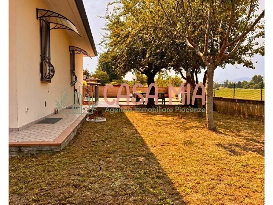 Immagine 5 di Casa semindipendente in vendita  in Via molino nuovo a Agazzano