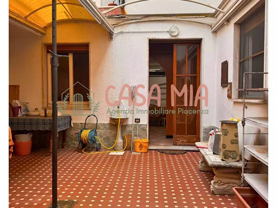 Immagine 2 di Appartamento in vendita  in Via garibaldi a Castel San Giovanni