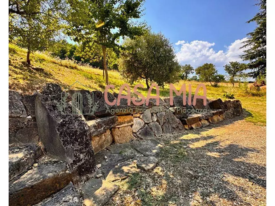 Immagine 4 di Rustico / casale in vendita  in Via del borgo a Agazzano