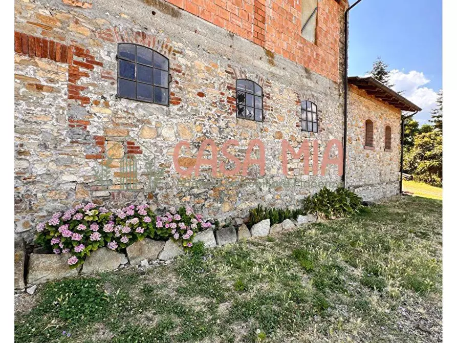 Immagine 14 di Rustico / casale in vendita  in Via del borgo a Agazzano