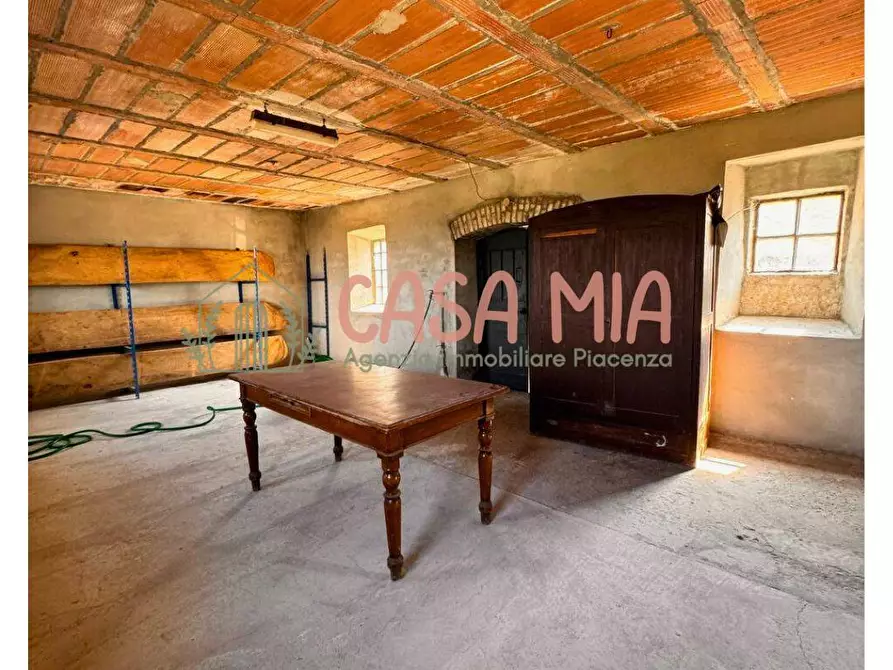 Immagine 23 di Rustico / casale in vendita  in Via del borgo a Agazzano