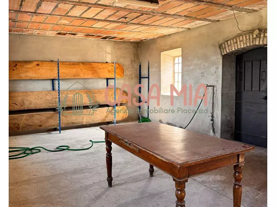 Immagine 25 di Rustico / casale in vendita  in Via del borgo a Agazzano