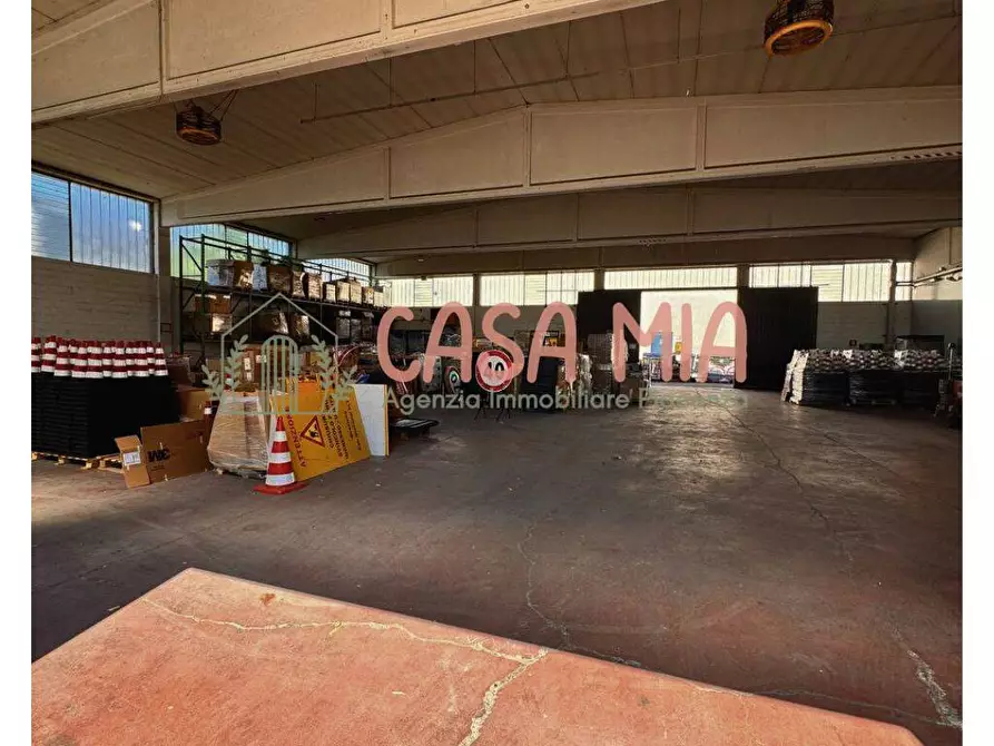 Immagine 2 di Capannone industriale in vendita  in Via Unicef a Piacenza