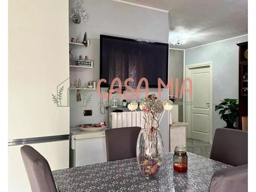 Immagine 16 di Appartamento in vendita  in via fulgosi a Agazzano