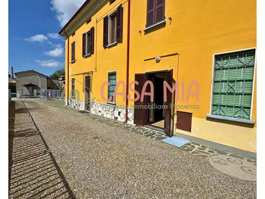 casa indipendente in vendita ad Agazzano