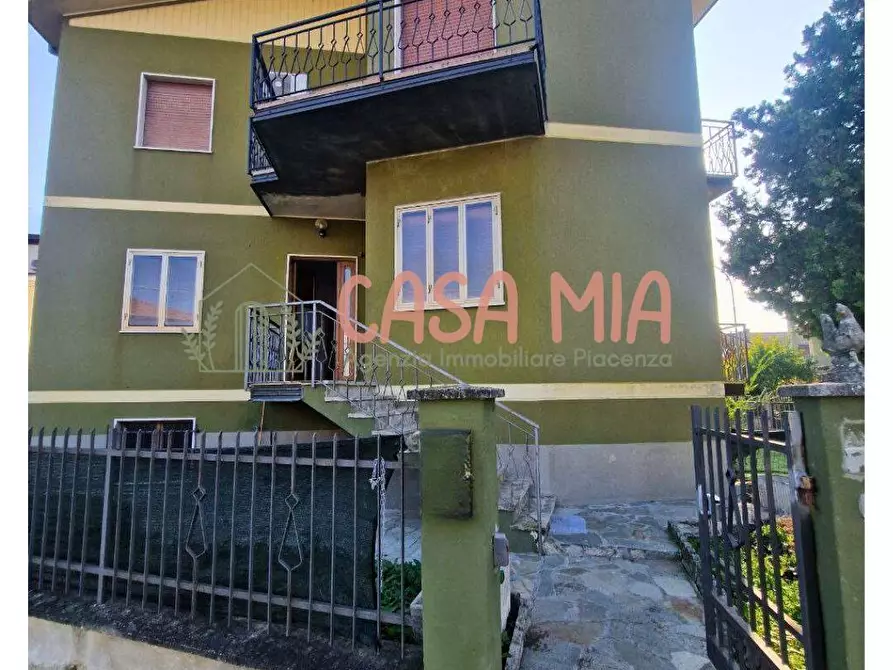 Immagine 5 di Appartamento in vendita  in VIA PONCHIELLI a Castel San Giovanni