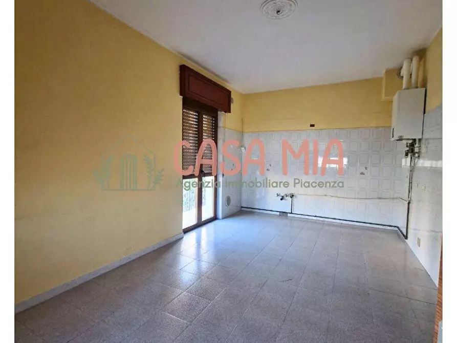 Immagine 11 di Appartamento in vendita  in VIA PONCHIELLI a Castel San Giovanni