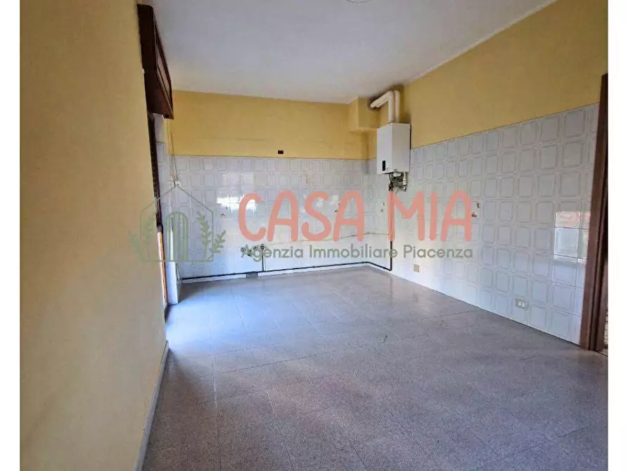 Immagine 12 di Appartamento in vendita  in VIA PONCHIELLI a Castel San Giovanni