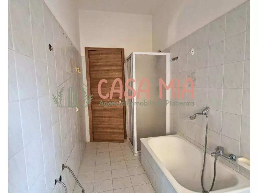 Immagine 34 di Appartamento in vendita  in VIA PONCHIELLI a Castel San Giovanni