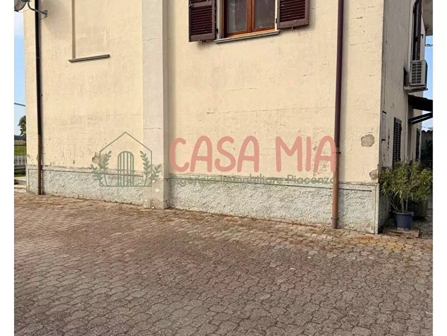 Immagine 6 di Casa indipendente in vendita  in località zerbione 5 a Agazzano