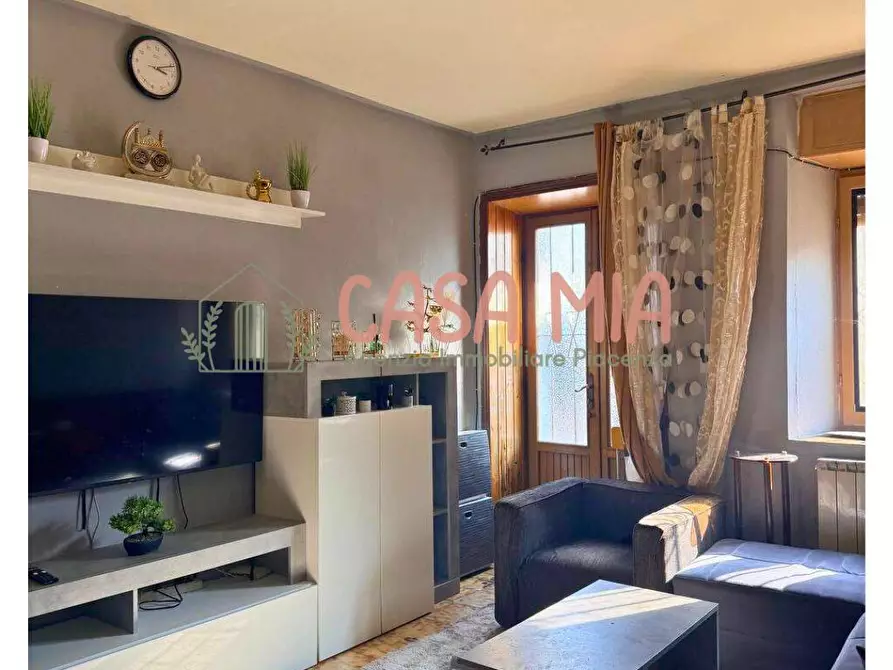 Immagine 6 di Casa semindipendente in vendita  in Via contorno a Agazzano