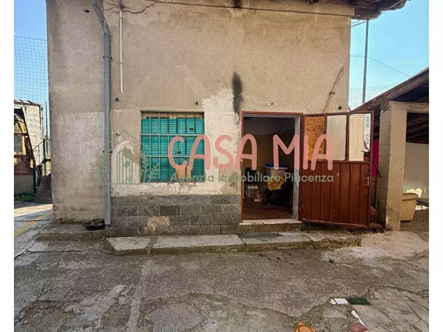 Immagine 33 di Casa semindipendente in vendita  in Via contorno a Agazzano