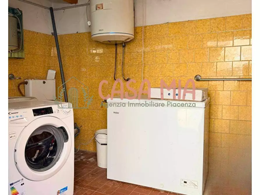 Immagine 34 di Casa semindipendente in vendita  in Via contorno a Agazzano