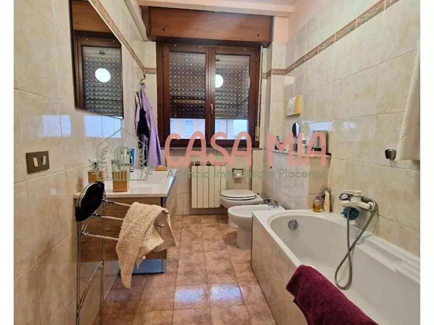 Immagine 29 di Appartamento in vendita  in VIA EMILIA PAVESE a Piacenza