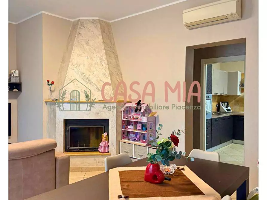 Immagine 8 di Appartamento in vendita  in via IV novembre a Agazzano