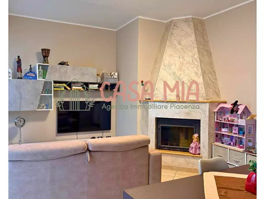 Immagine 10 di Appartamento in vendita  in via IV novembre a Agazzano