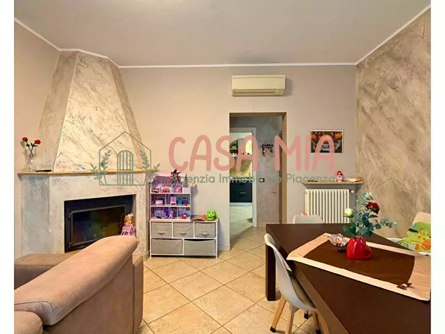 Immagine 12 di Appartamento in vendita  in via IV novembre a Agazzano