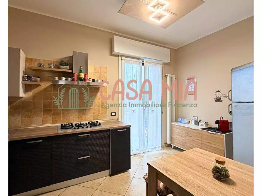 Immagine 14 di Appartamento in vendita  in via IV novembre a Agazzano