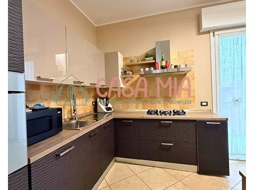 Immagine 15 di Appartamento in vendita  in via IV novembre a Agazzano